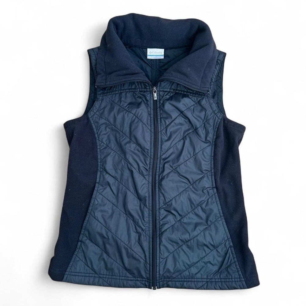 Columbia black quilted vest with fleece collar